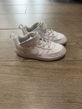 Nike Kids Court Borough Low white Size 10c